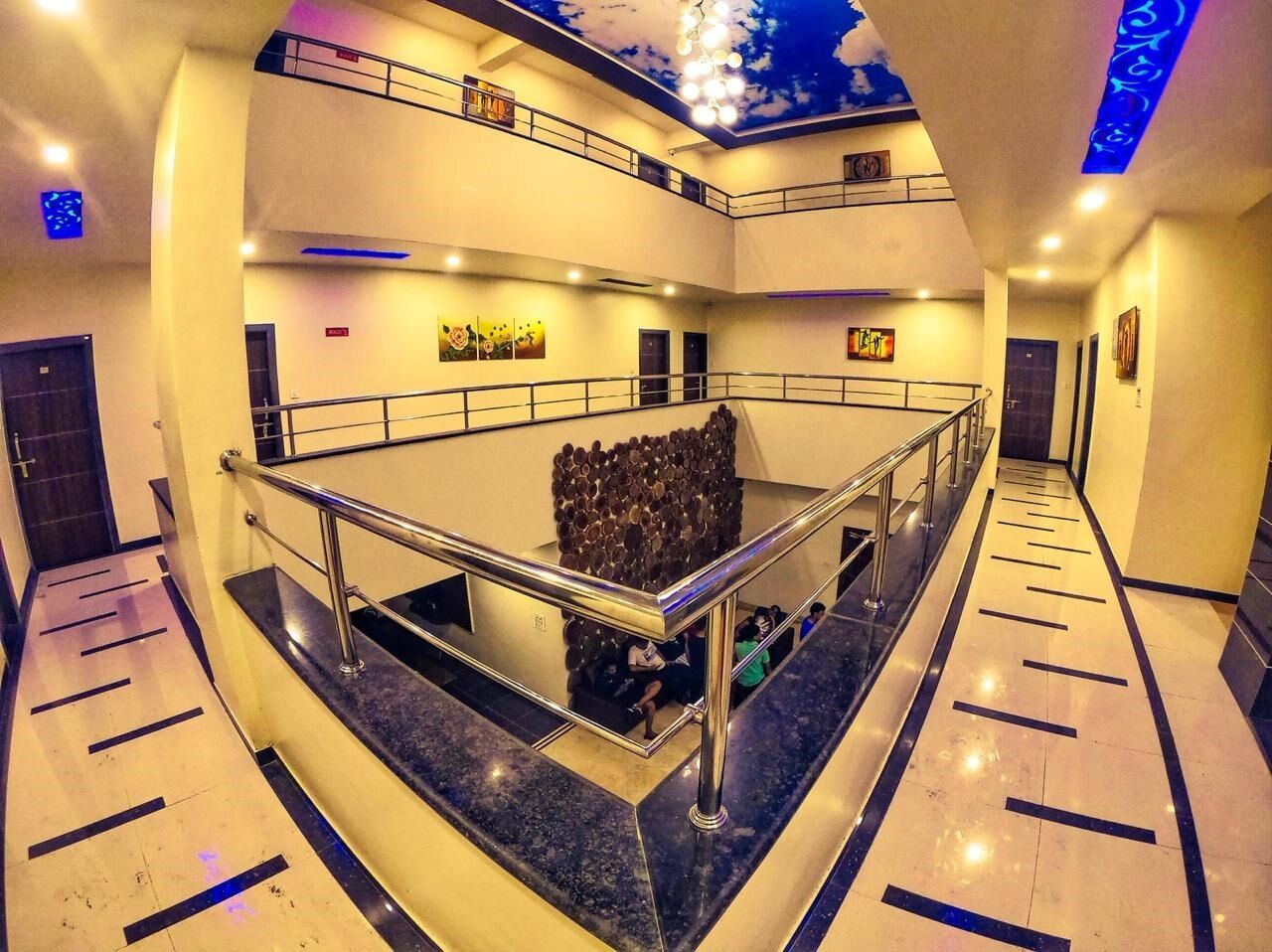 undefined Hotel Silka Inn 4