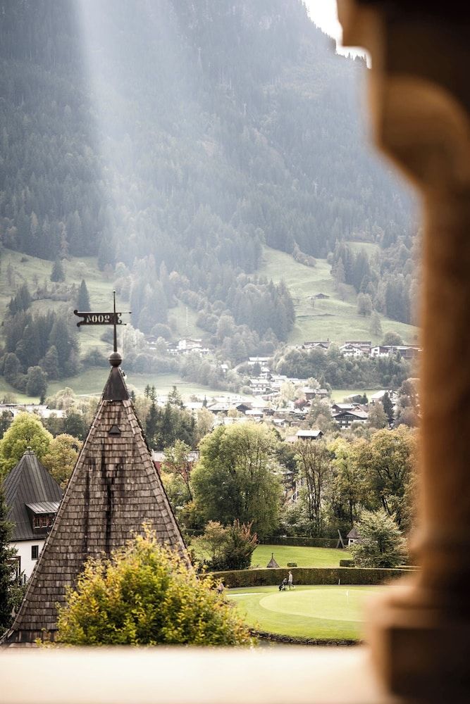 Schlosshotel Kitzbühel Emperor Suite 3