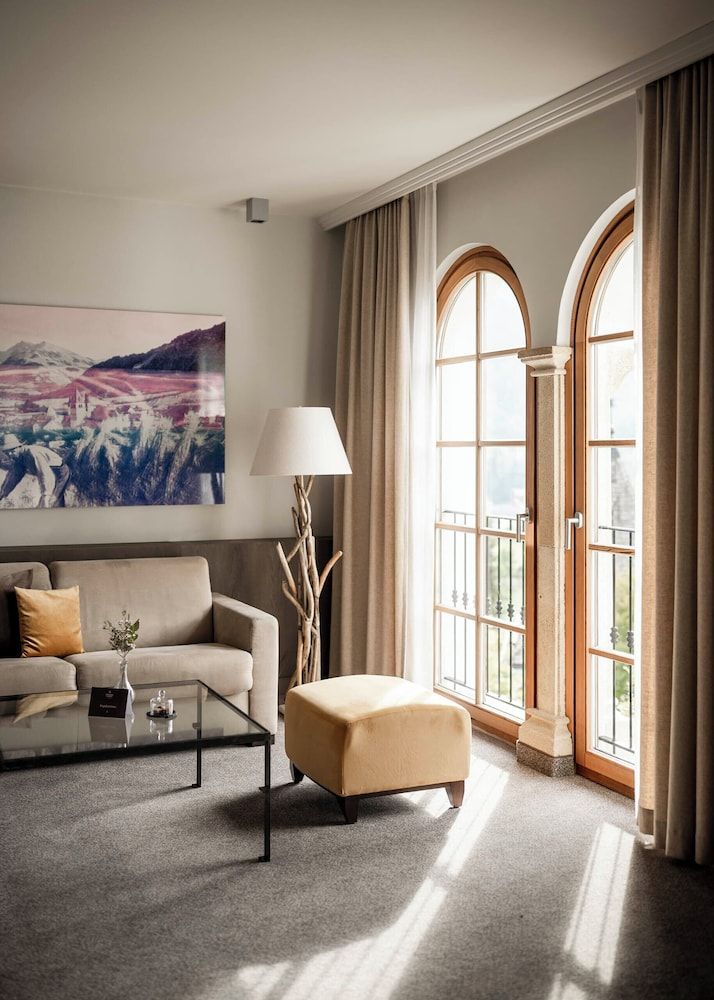 Schlosshotel Kitzbühel Emperor Suite 8