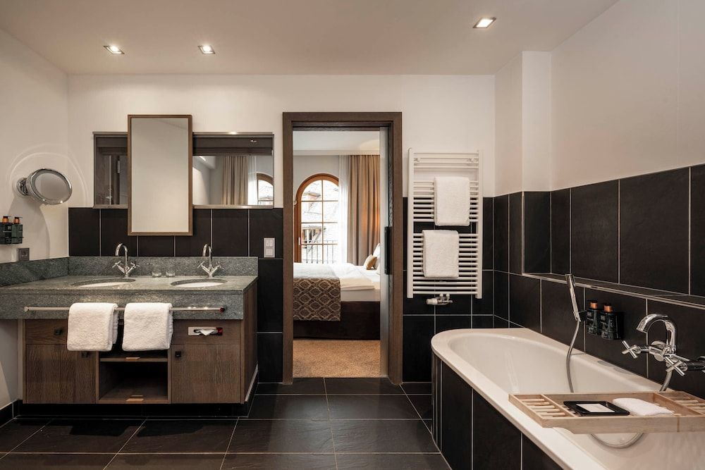 Schlosshotel Kitzbühel Emperor Suite 5