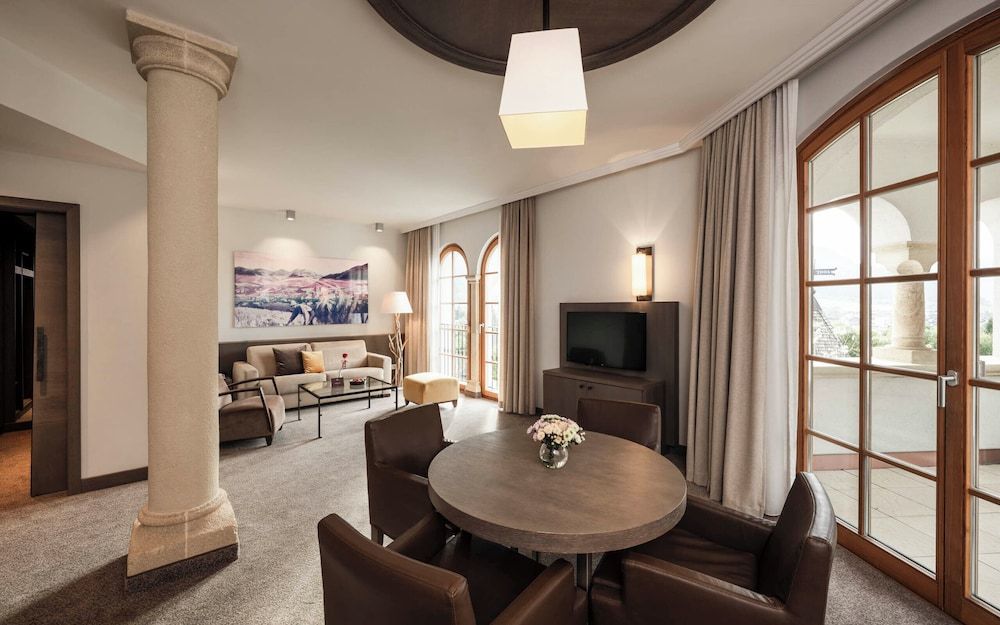 Schlosshotel Kitzbühel Emperor Suite 7