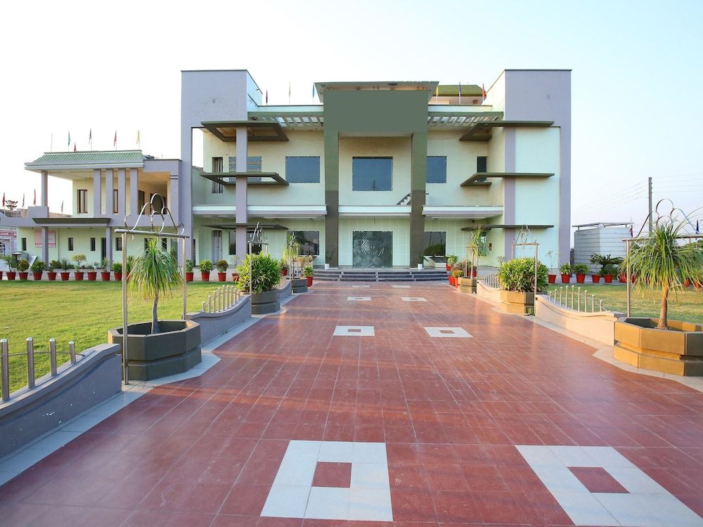 undefined OYO 36262 Armaan Resort