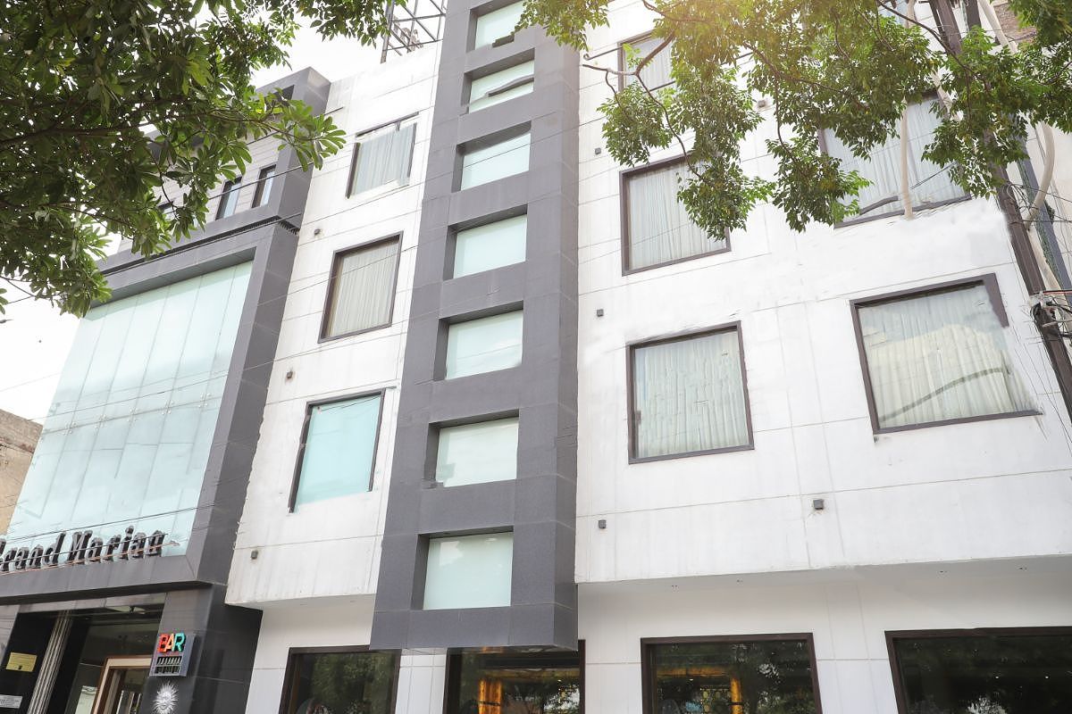 undefined Hotel Grand Marian 6