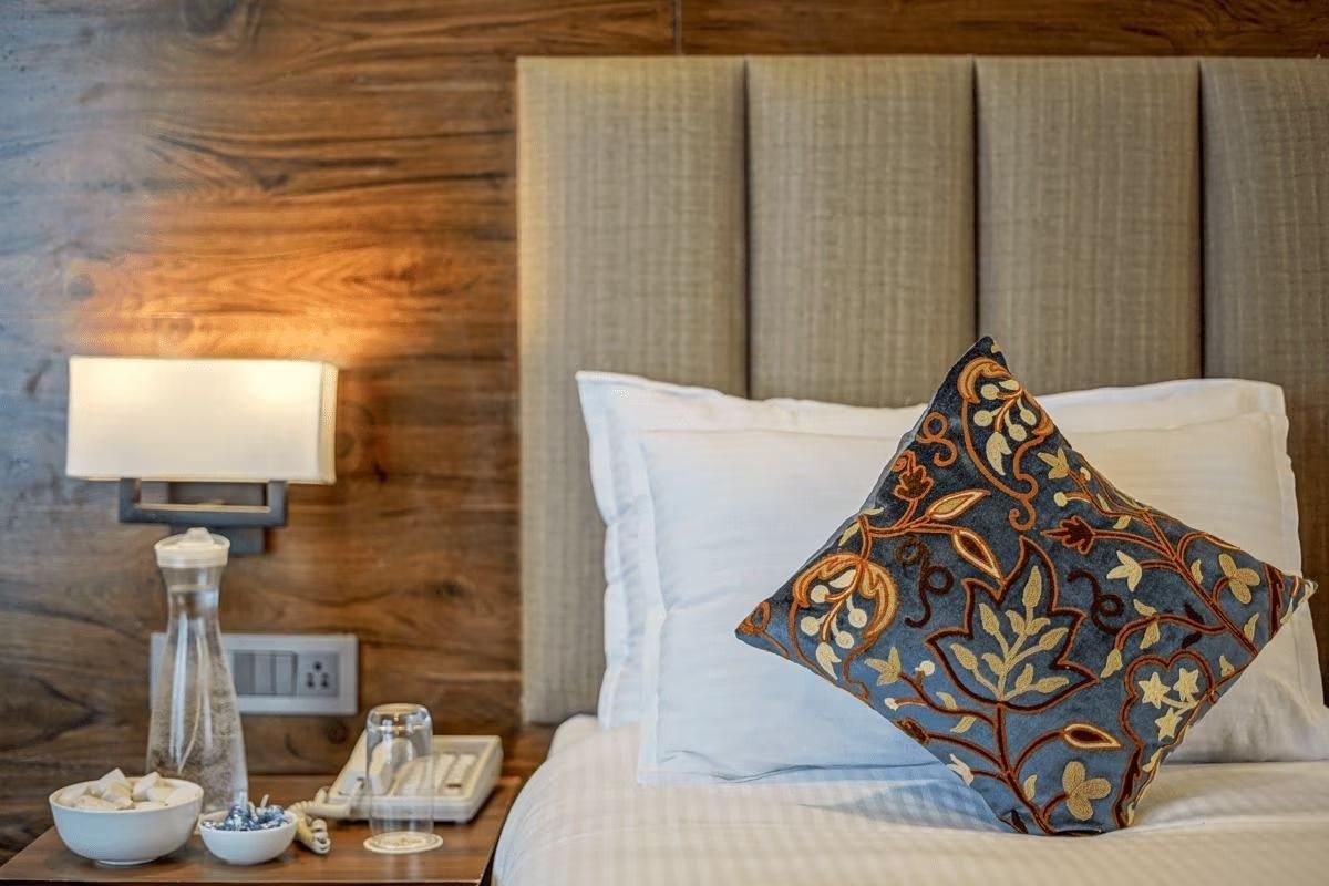 Deluxe Back View  (Special)