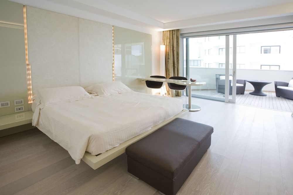 Hotel Premier & Suites Superior Double Room, Terrace, Garden Area 2