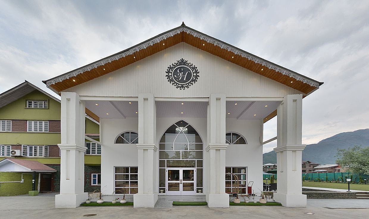 undefined Solomon Heights