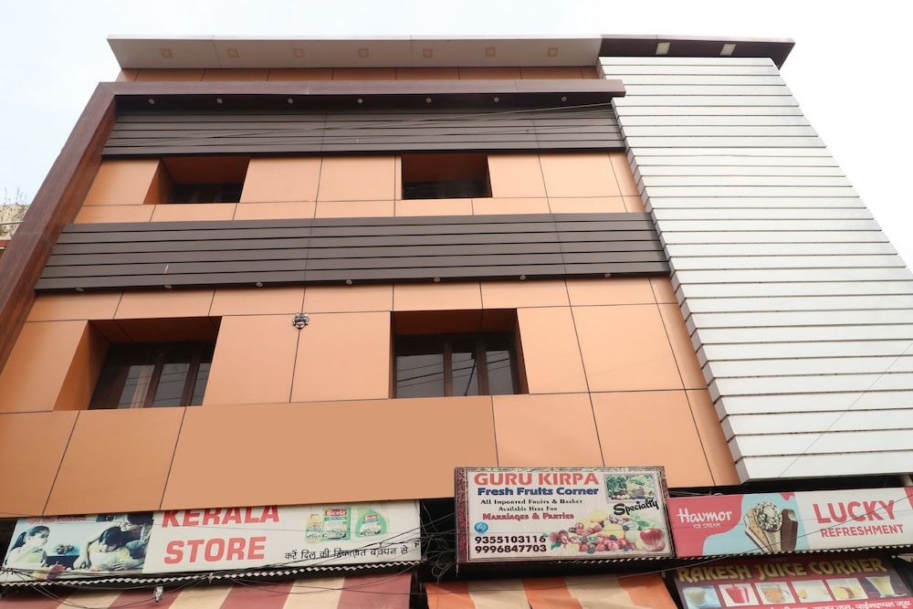 undefined OYO 37860 Hotel Batra