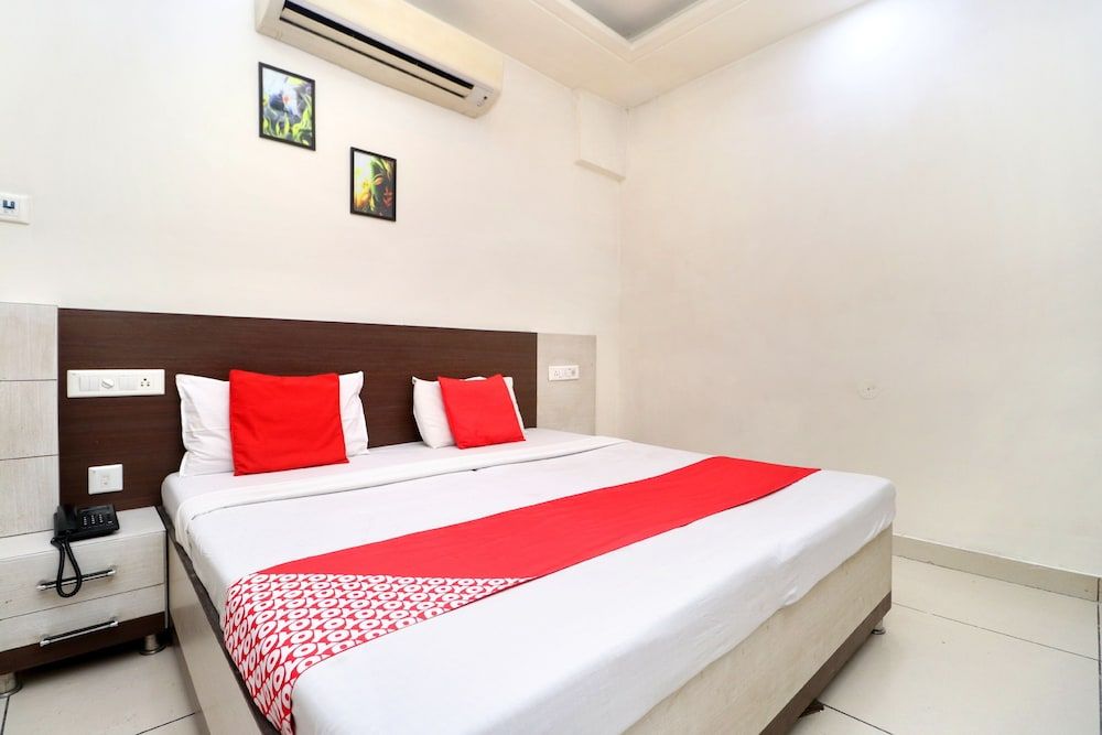 undefined OYO 37860 Hotel Batra 10