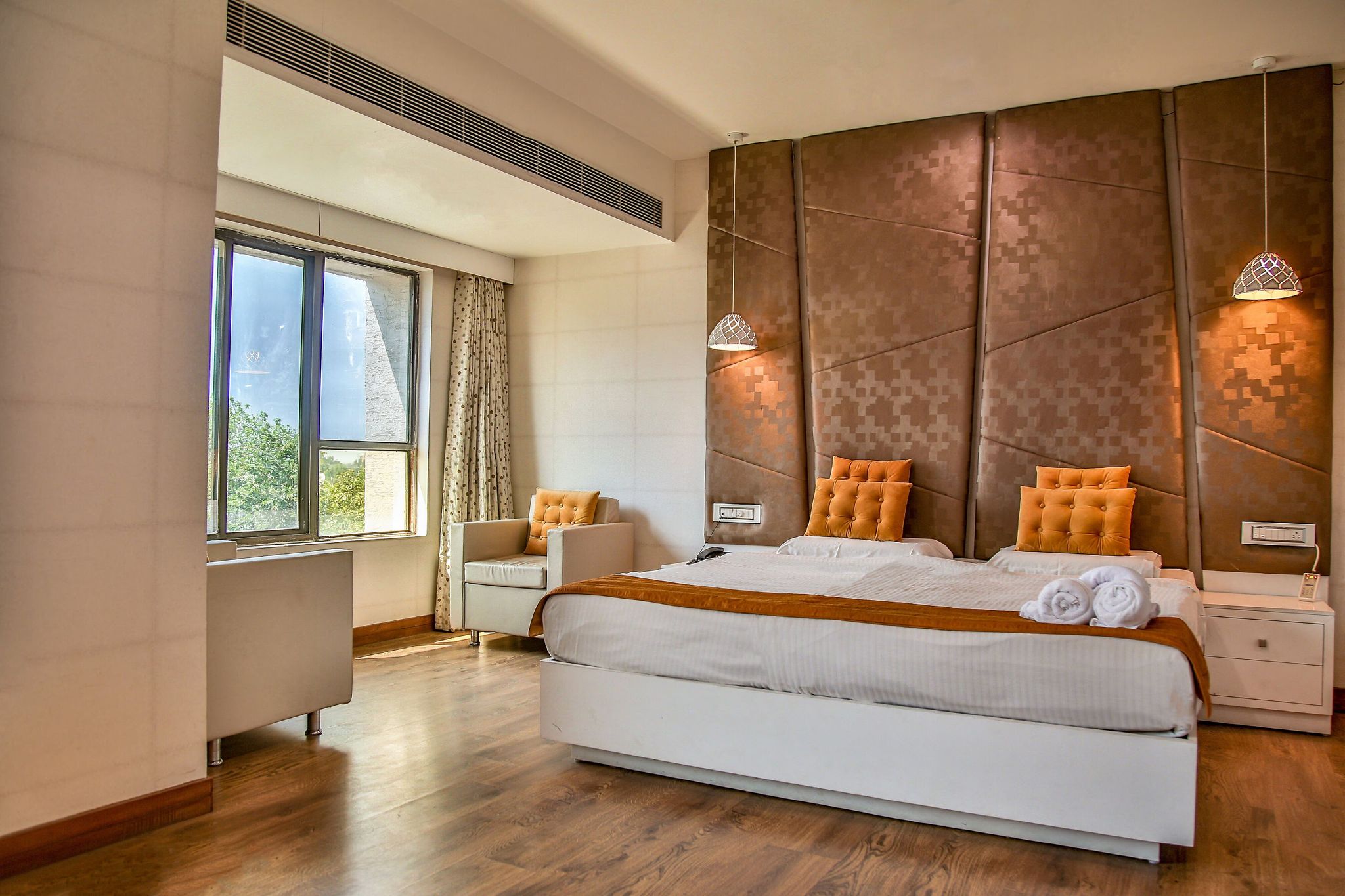 Hotel Sun N Shine Deluxe Twin Room