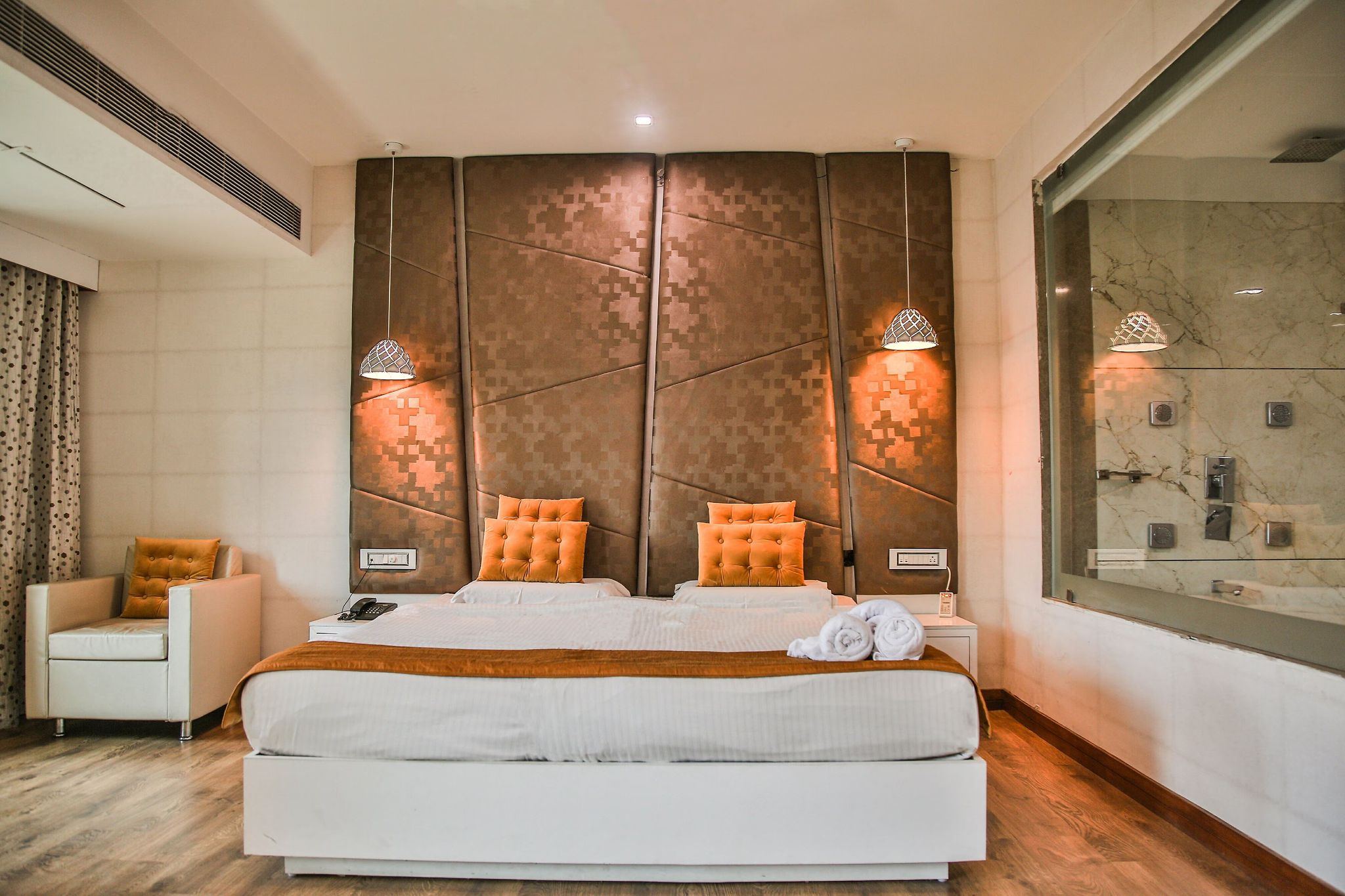 Hotel Sun N Shine Deluxe Twin Room 3