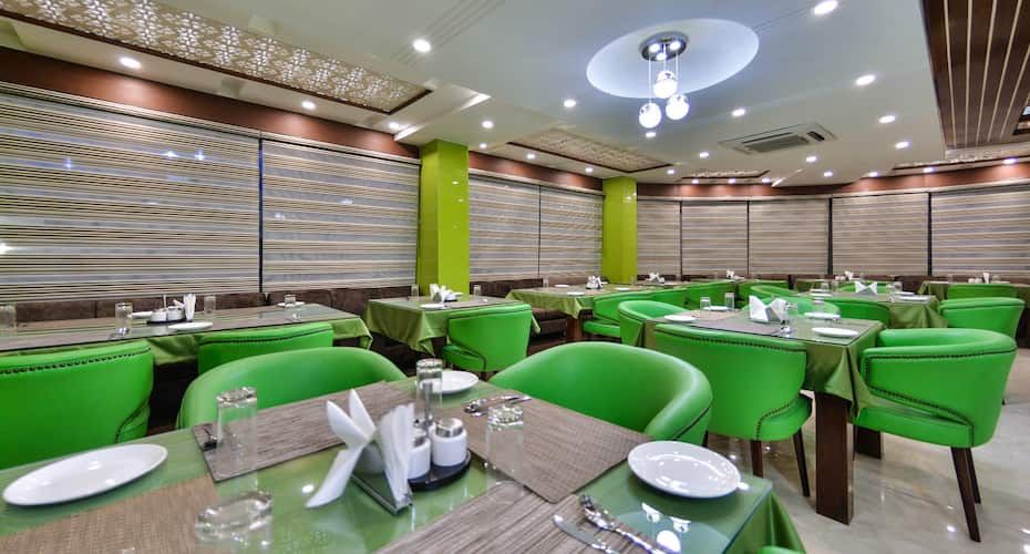 undefined Hotel Six Seasons 4