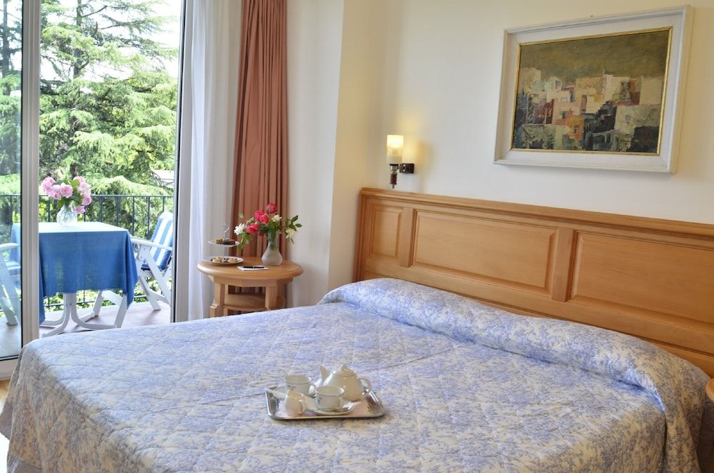 Classic Double or Twin Room