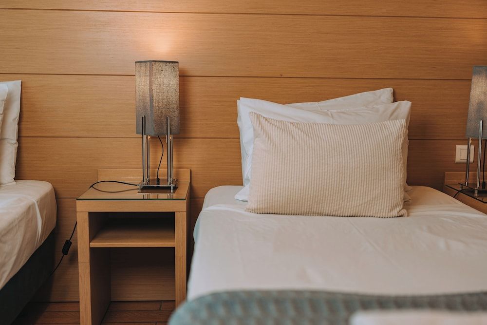 Parnon Hotel Twin Room 4