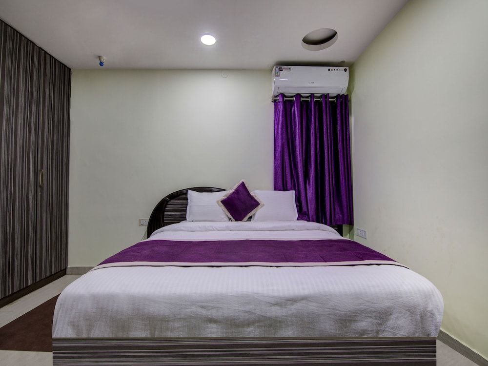 OYO 12812 Four Seasons Villa Double or Twin Room 26