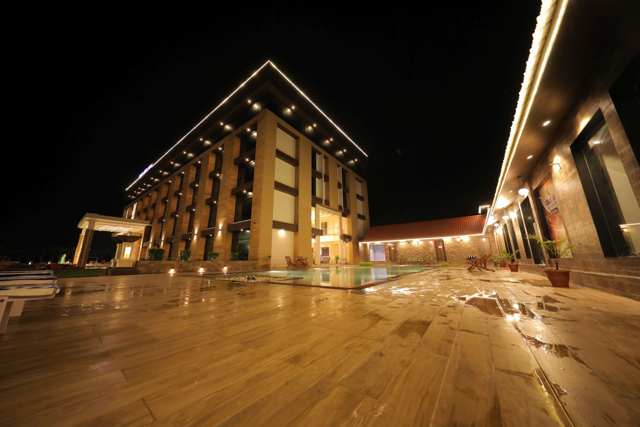 undefined Sarovar Portico, Somnath