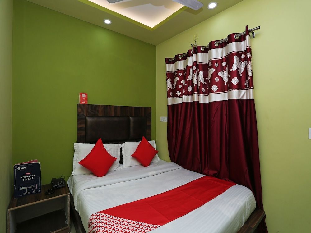 OYO 27700 The Better Inn Double or Twin Room 8