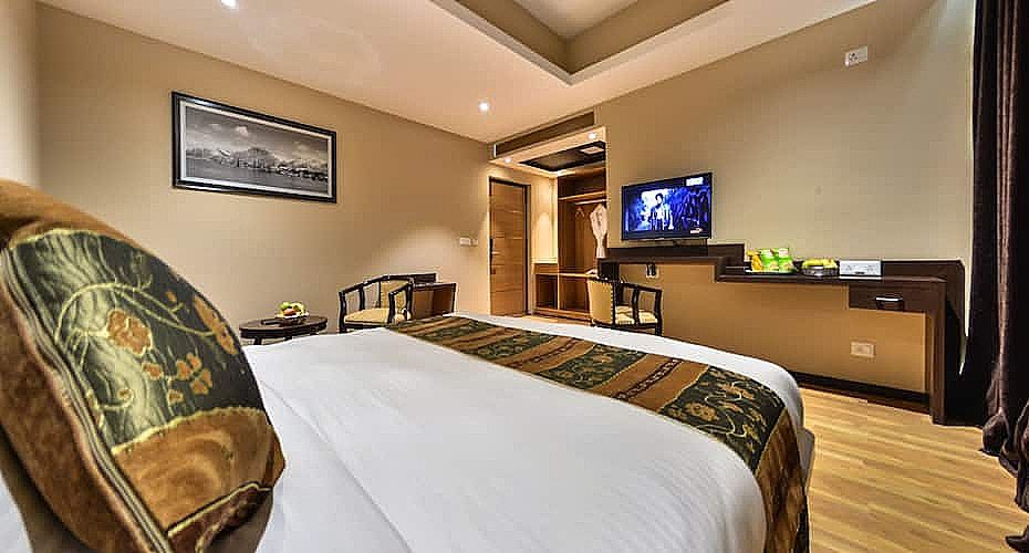 HOTEL GOLDEN LEAF Super Deluxe Room 3