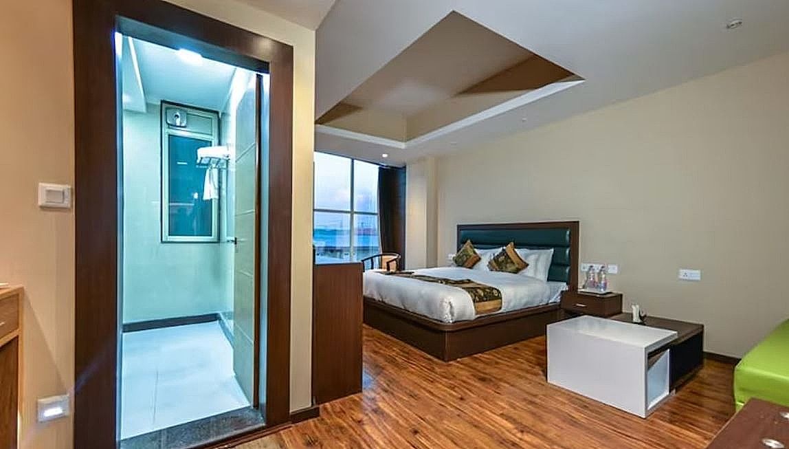 HOTEL GOLDEN LEAF Super Deluxe Room