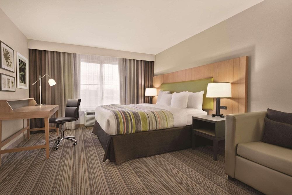 Studio Suite, 1 King Bed, Non Smoking
