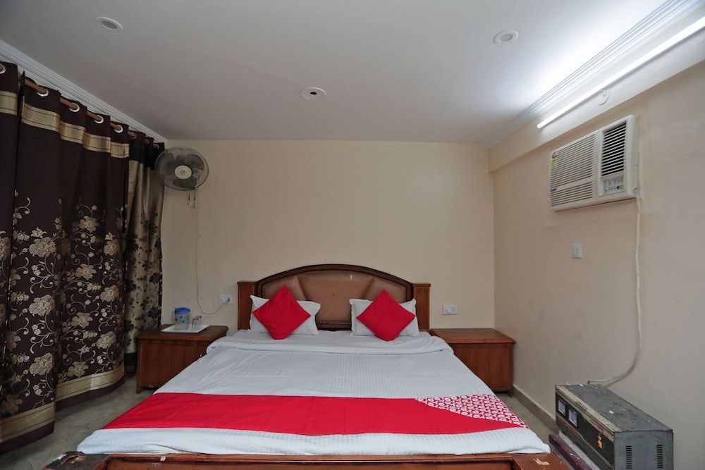 OYO 29807 Hotel The City Heart Double or Twin Room 4