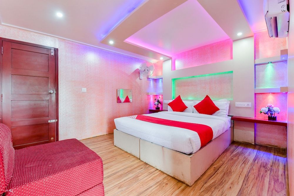 Deluxe Double or Twin Room, 1 King Bed