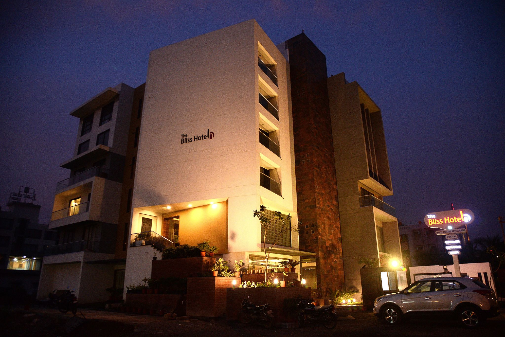 undefined The Bliss Hotel 9