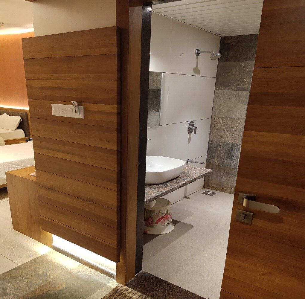 4 Bedded Deluxe Family AC Room