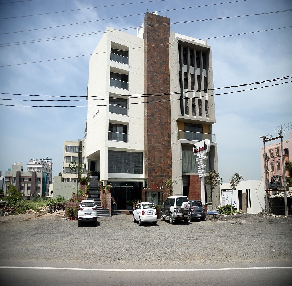 undefined The Bliss Hotel 2