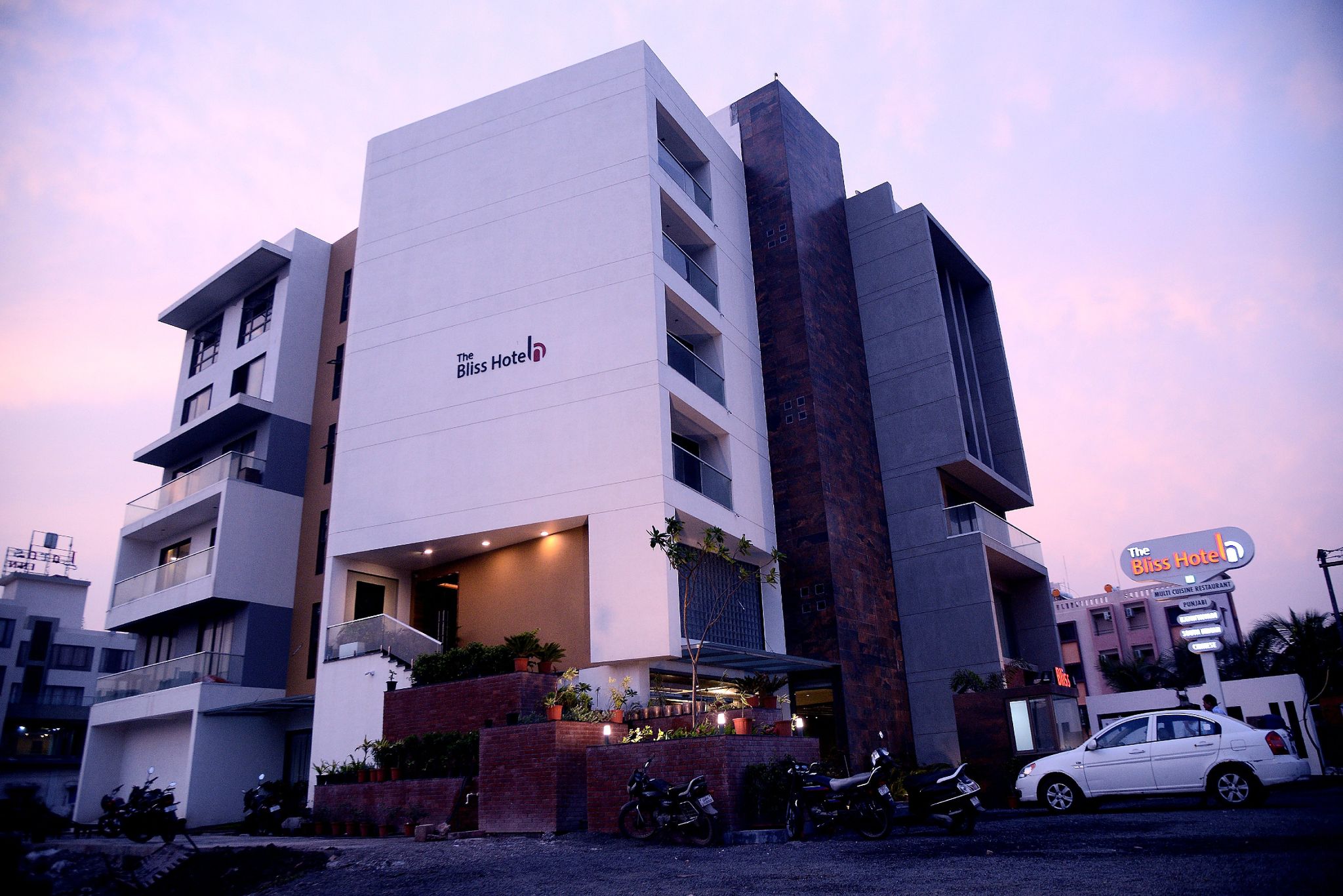 undefined The Bliss Hotel 8