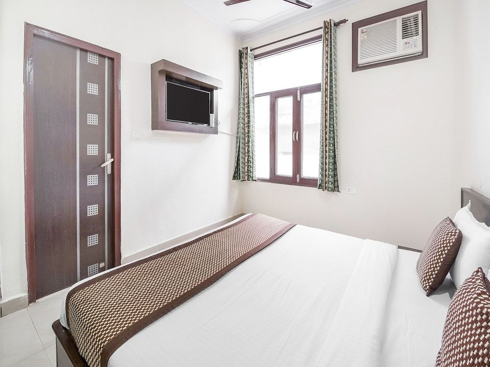 undefined Capital O 15929 Comfort Residency 8