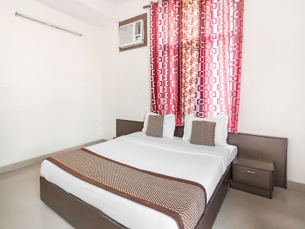 Capital O 15929 Comfort Residency Standard Room 10