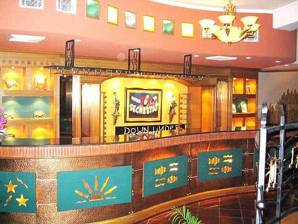Bar