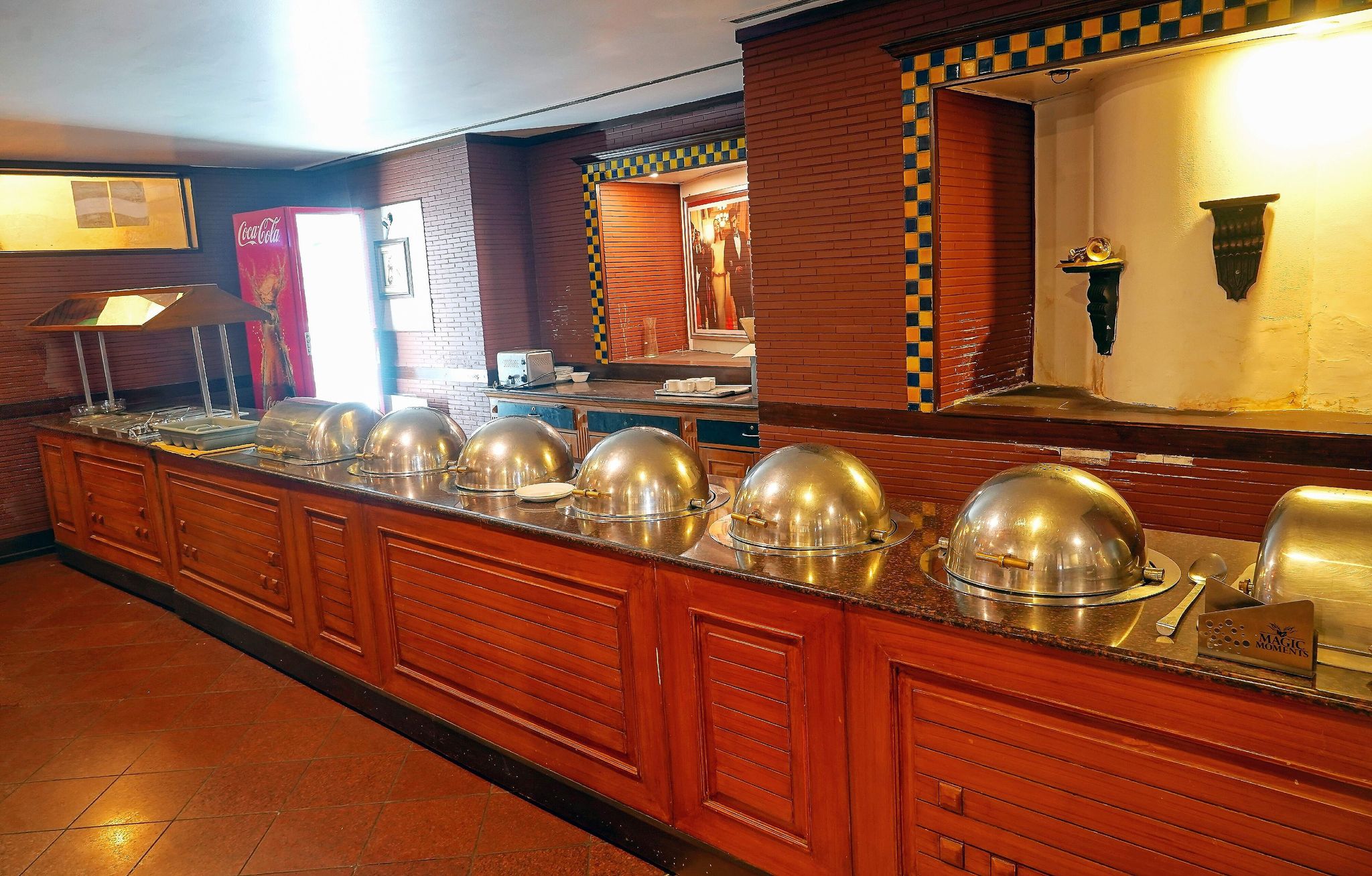 Food & Dining