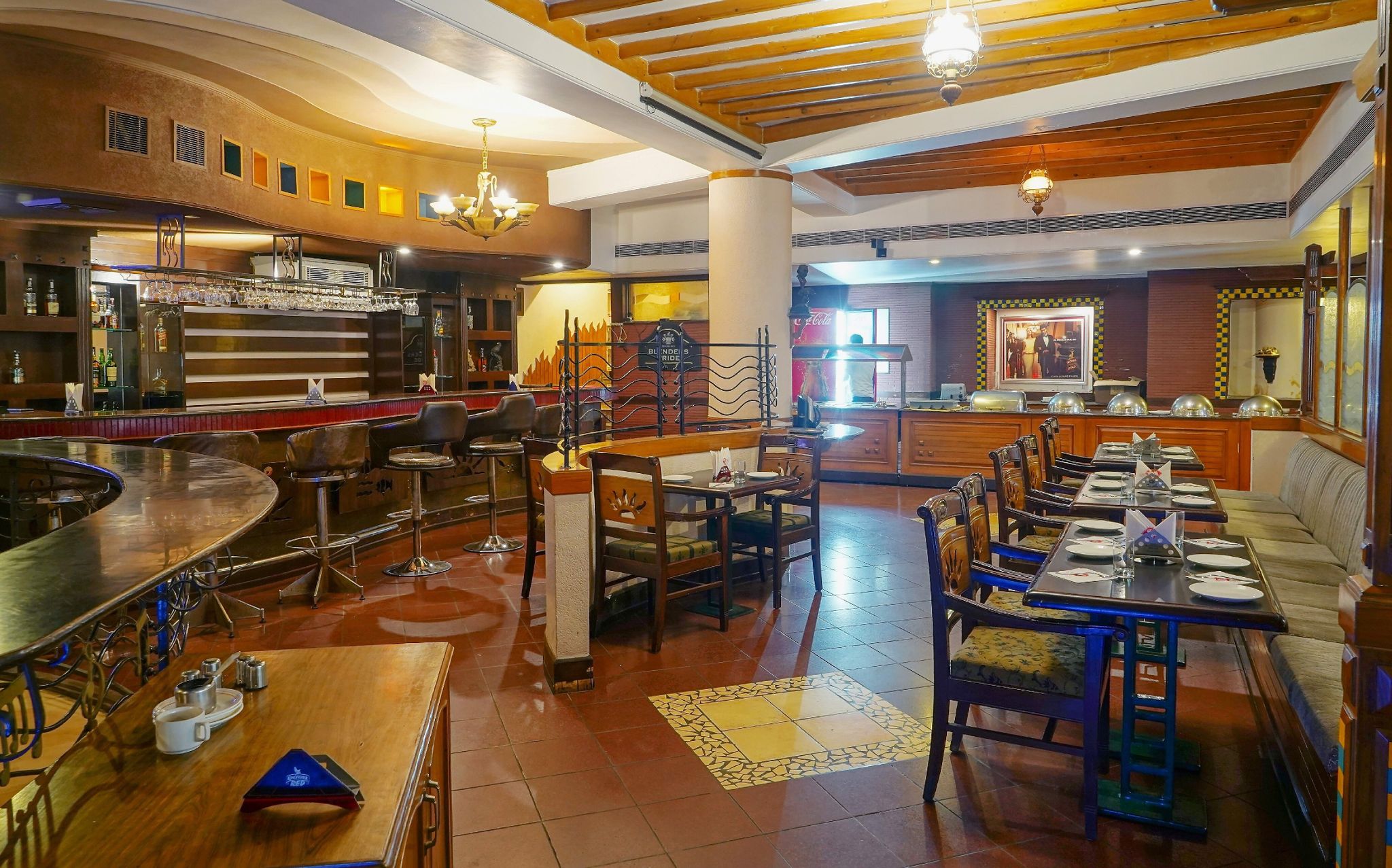 Food & Dining