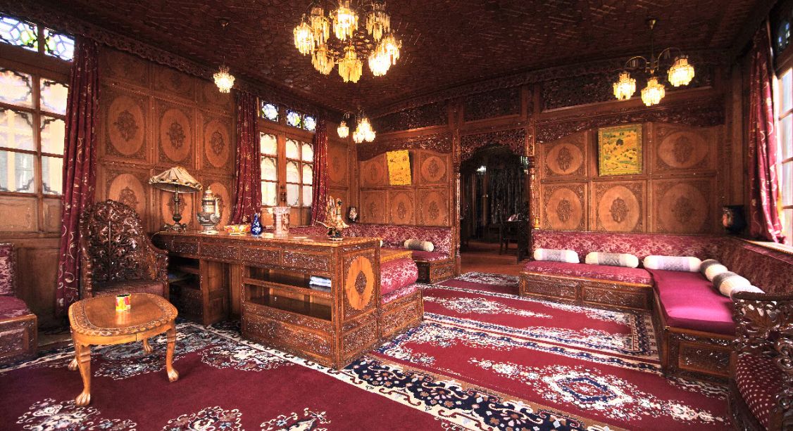 undefined Meena Ride Kashmir Houseboats 2