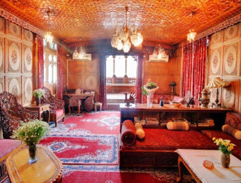 undefined Meena Ride Kashmir Houseboats 9