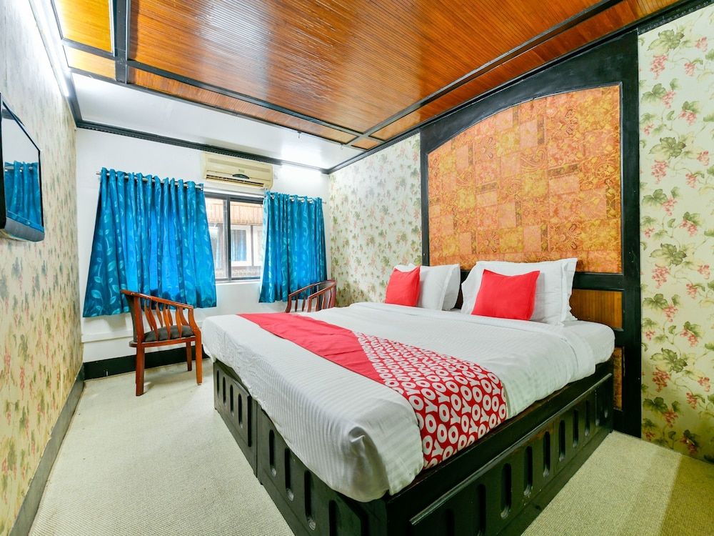 Deluxe Double or Twin Room, 1 King Bed