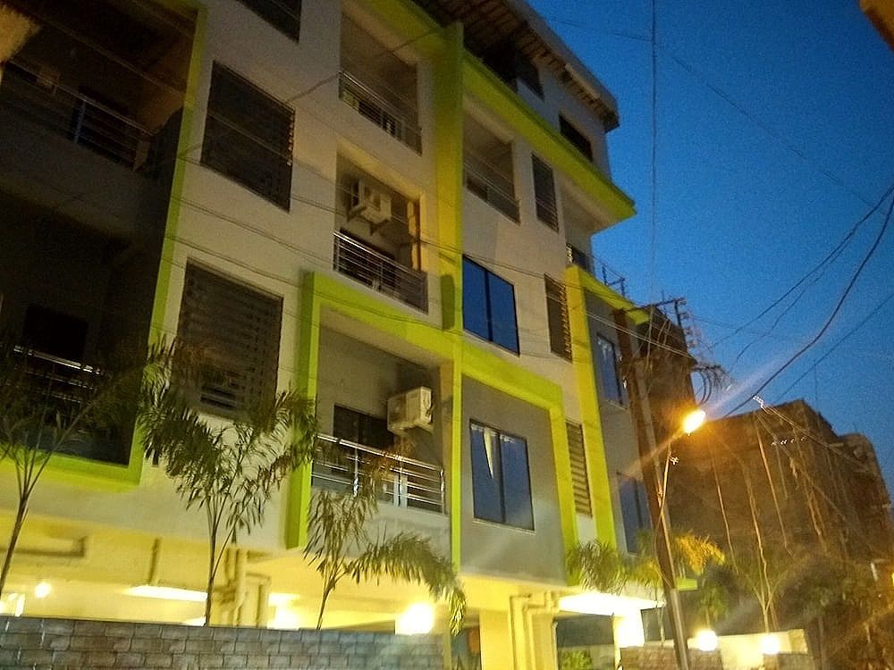 undefined Capital O 75310 The Jk Hotel 7