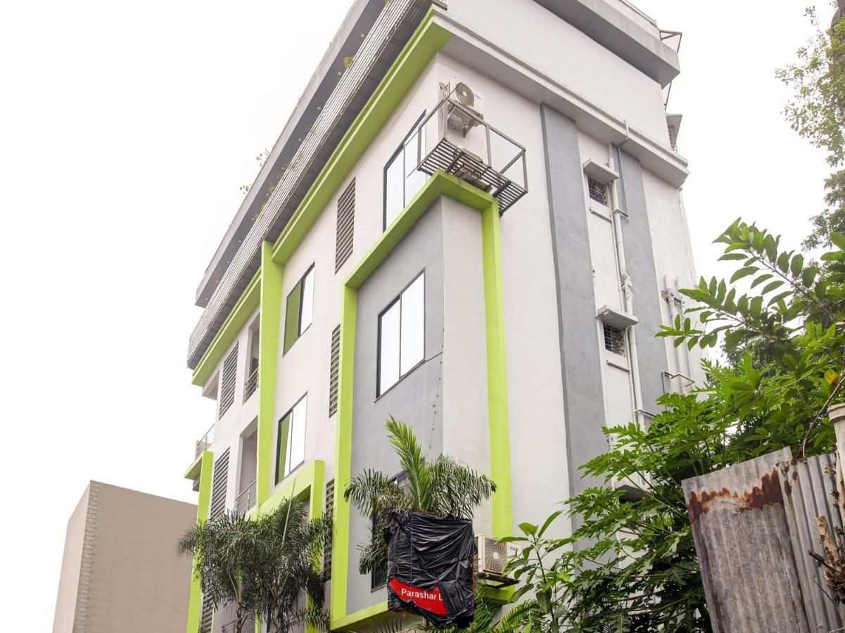 undefined Capital O 75310 The Jk Hotel 6