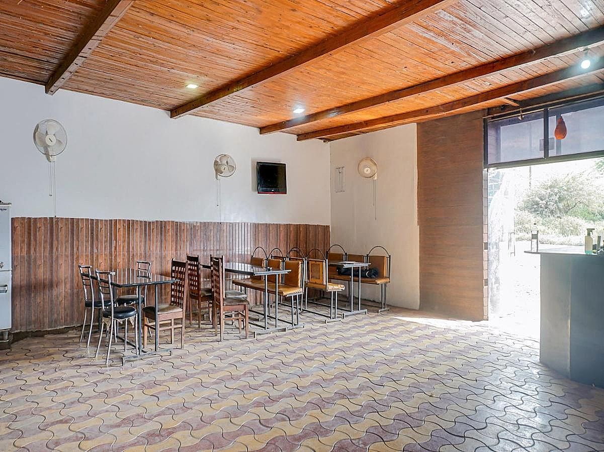 undefined Capital O 75310 The Jk Hotel 4