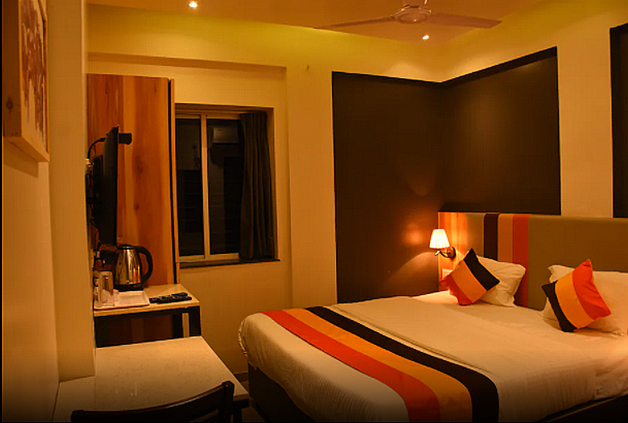 Classic Deluxe Room