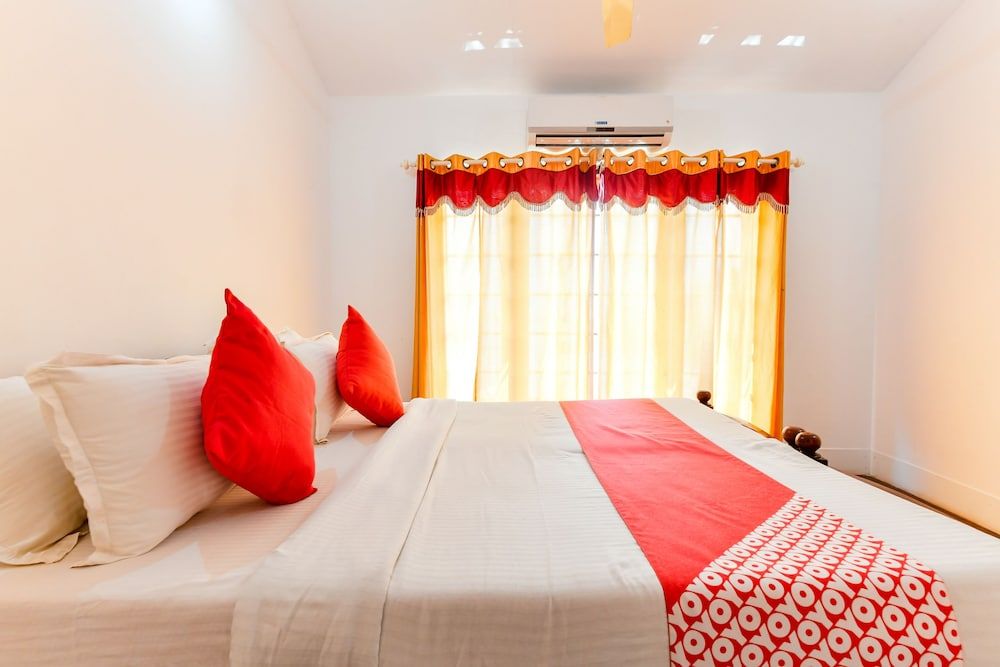 OYO 23103 Houseboat Ganga 5bhk Deluxe Deluxe Double or Twin Room, 1 King Bed 14