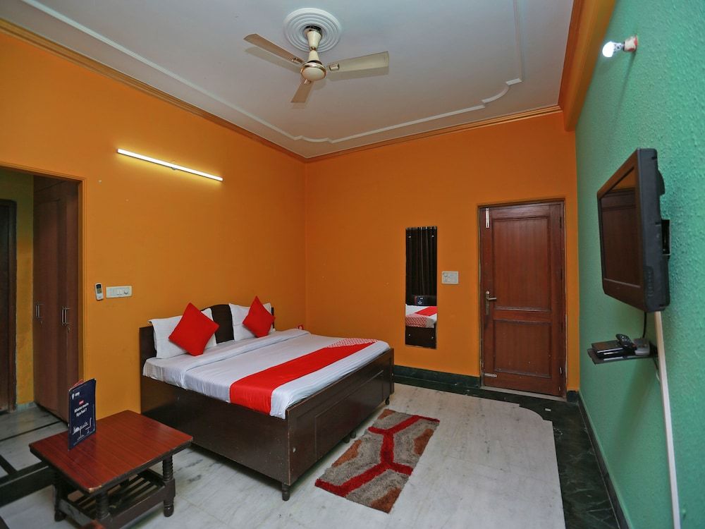 OYO 11752 Hotel Sun Palace Residency Double or Twin Room 17