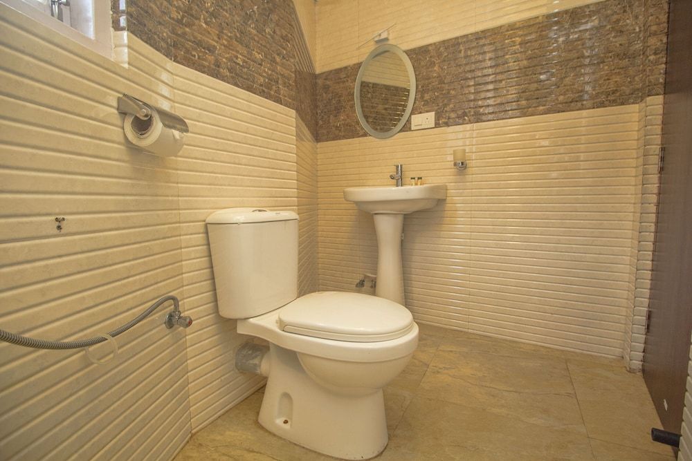 OYO 23351 Gompus Paradise & Resort Double or Twin Room 23