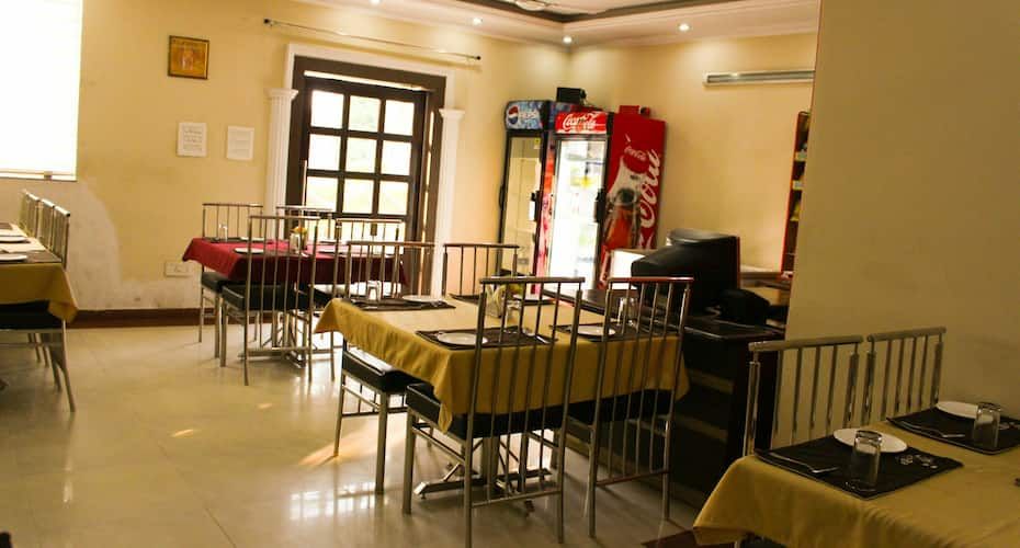 Food & Dining
