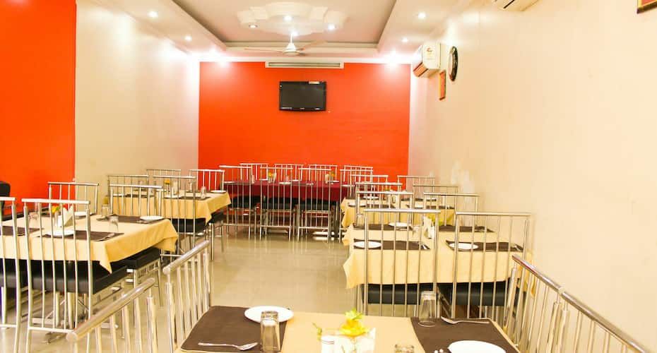 Food & Dining
