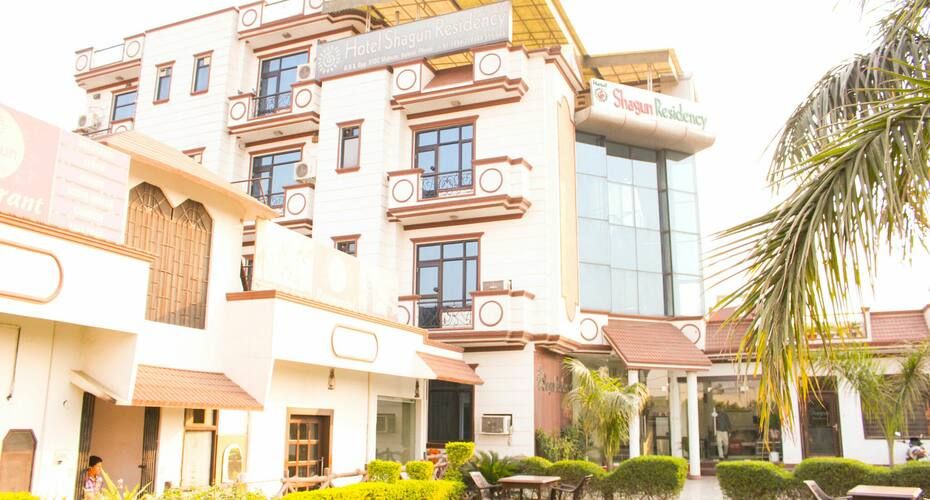 Hotel Exterior