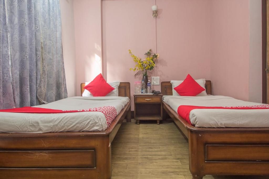 Hotel O by OYO Samfelma Lodge Classic Room 9