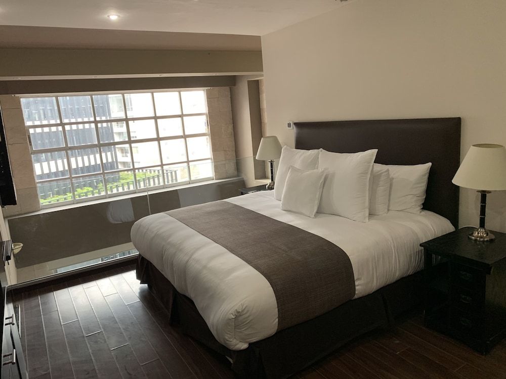 Presidential Room