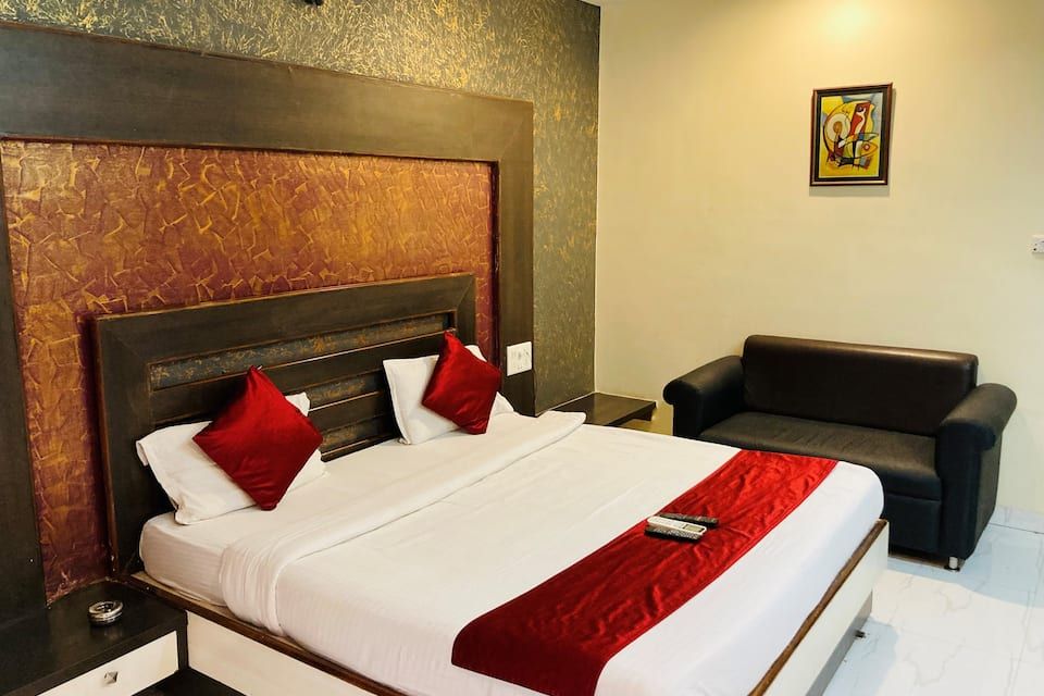 Room: 301, Spacious A.C room with basic facilities required for comfortable stay